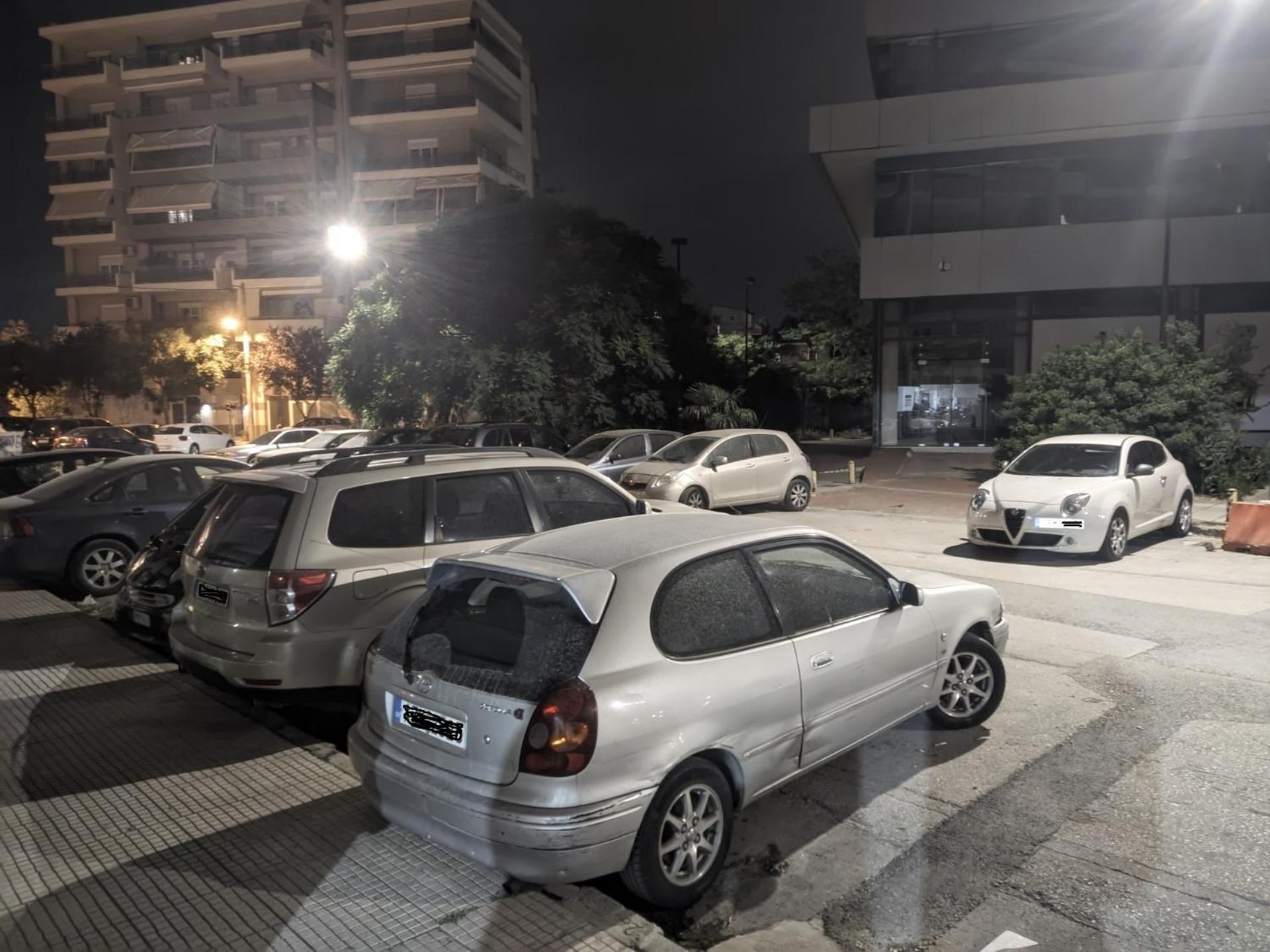 Cozy Apt! Friends & Family - Private Paid Parking Солун Екстериор снимка