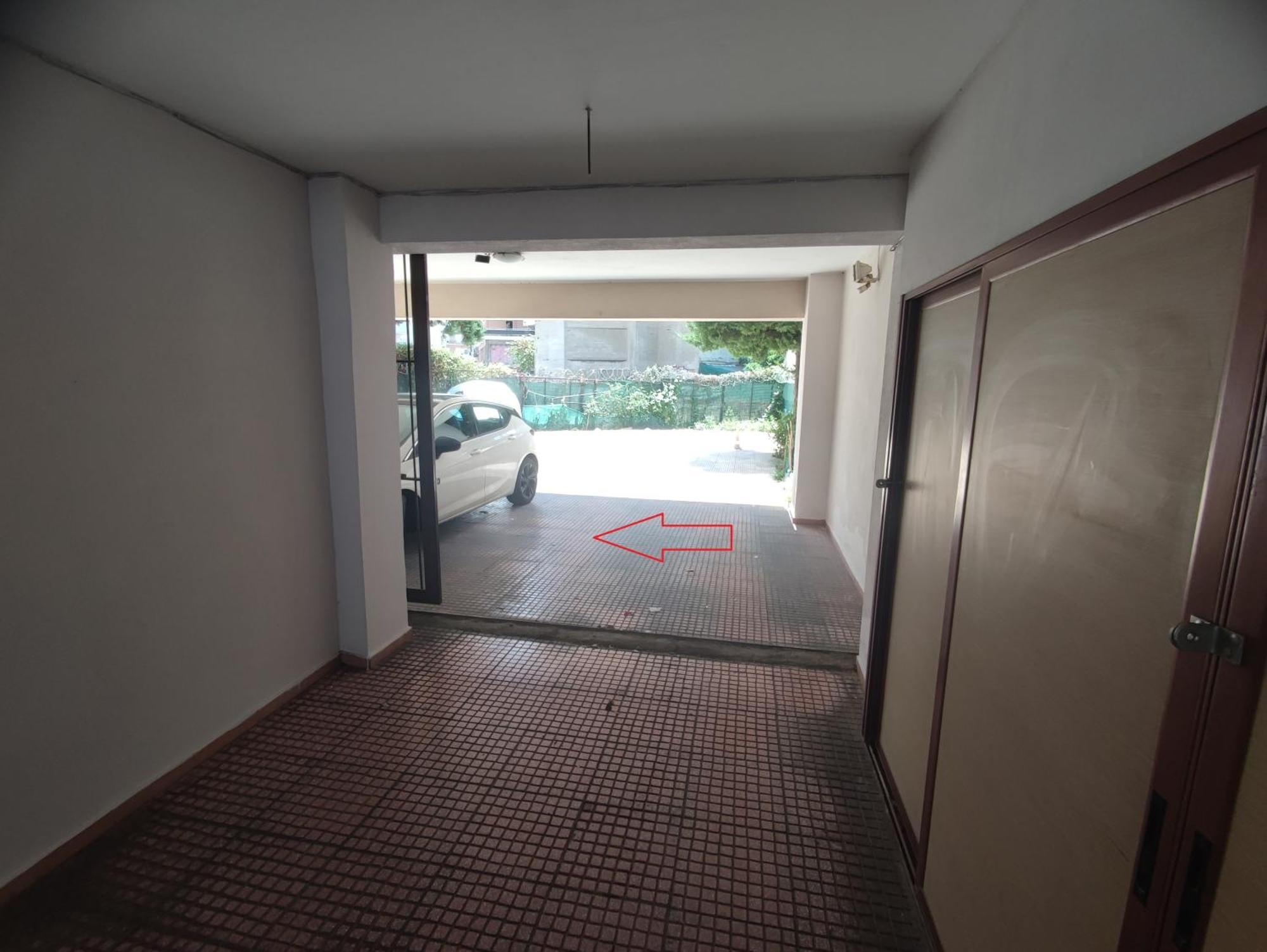Cozy Apt! Friends & Family - Private Paid Parking Солун Екстериор снимка